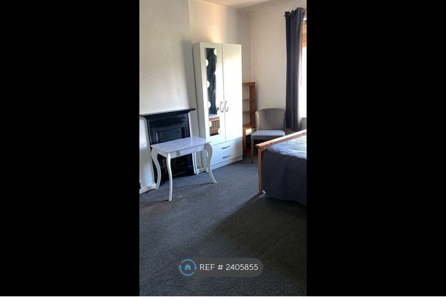 Mayeswood Road, London photo 5