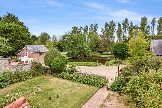 Hobbs Farmhouse,, Bilsham Road, Arundel photo 2