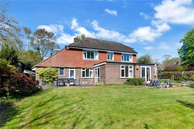 5, The Paddock, West Sussex photo 2