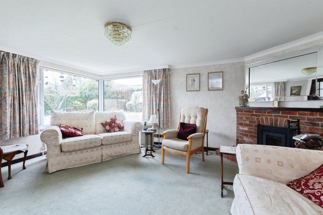 Ash Lodge, Alderholt Road, Fordingbridge photo 4