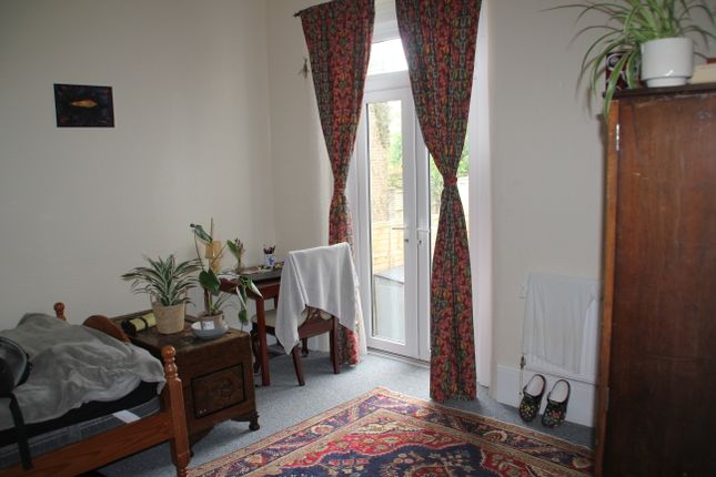 92, Lewin Road, London photo 3