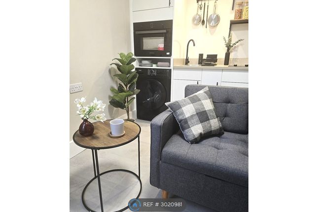 A, Brockley Road, London photo 2
