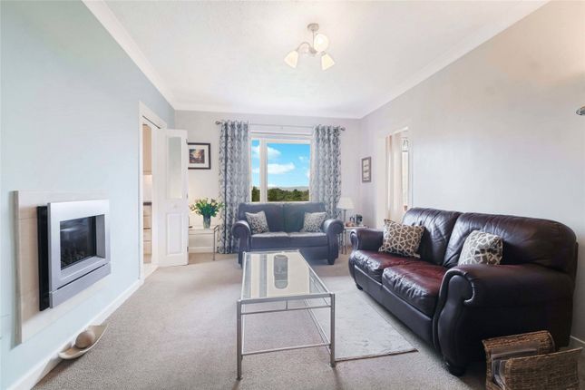 41, Croftside Avenue, Lanarkshire photo 4