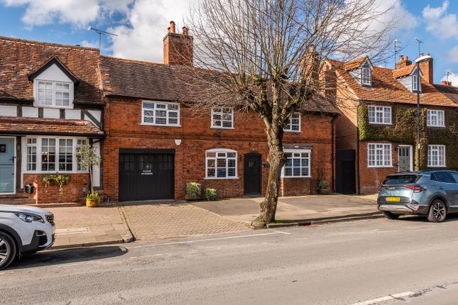 Thumbnail Property for sale in High Street, Henley-In-Arden