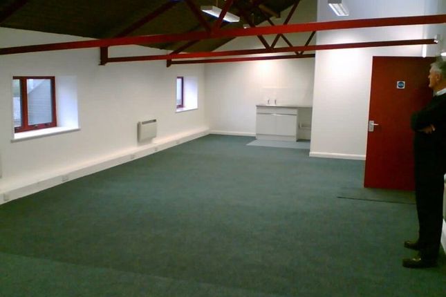 Office to let in Higham Mead, Chesham