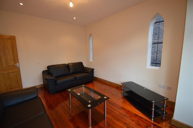 Langdale Road, Manchester photo 3