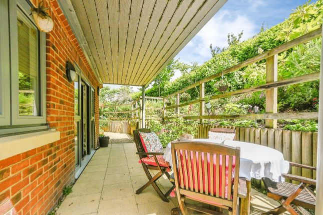 15 Canning Place, Granham Close, Marlborough photo 4