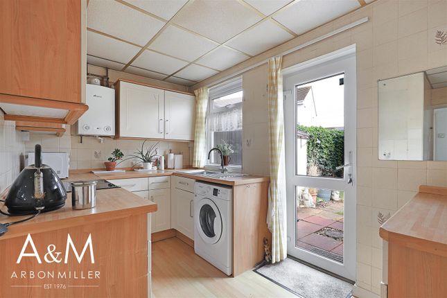 12, Meriden Close, Barkingside photo 4