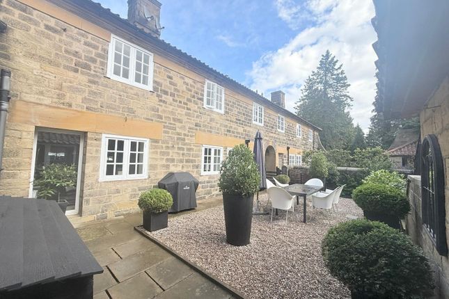2-bed house on Cottage 2,, 31, Kings Road, West Yorkshire, £1,500/mo