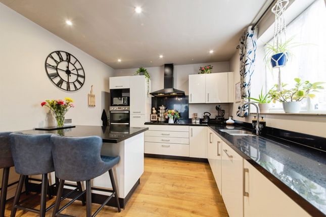 8, Gosberton Road, Spalding photo 2