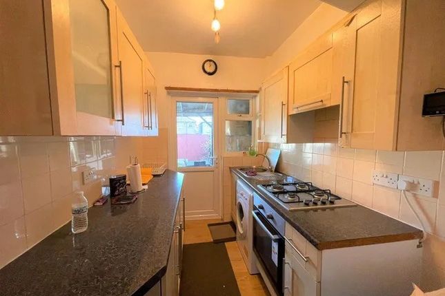 4-bed terraced on 10, Jarrow Road, Chadwell Heath, Essex, £2,500/mo