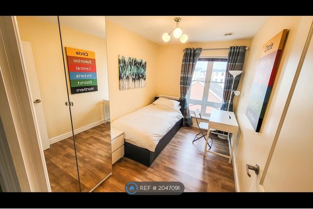 Thumbnail Room to rent in East Fields Road, Bristol