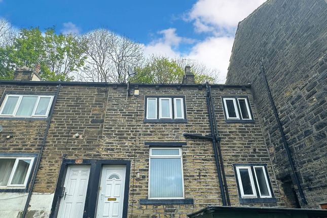 Terraced house to rent in White Birch Terrace, Halifax
