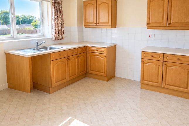 80 Nimbus Way, Newmarket photo 2