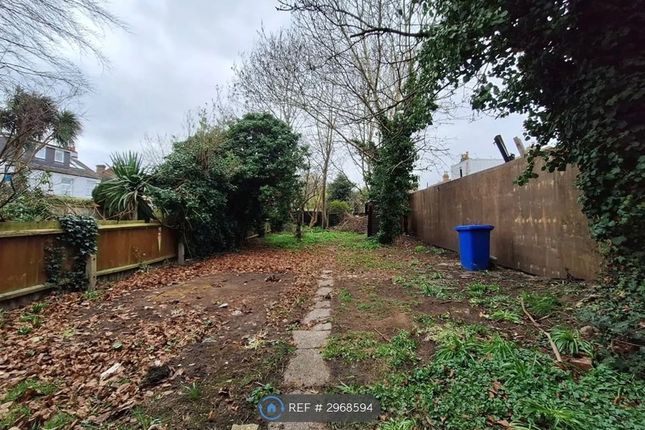 Station Lane, Hornchurch photo 3