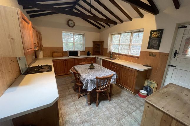 3 Hill Farm Cottages, Dinnington, Hinton St. George photo 2