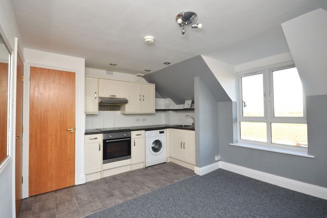 Flat 12, Bank House Mountfield Road, New Romney photo 3