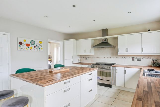 8, Fenbridge, Cambridge photo 2