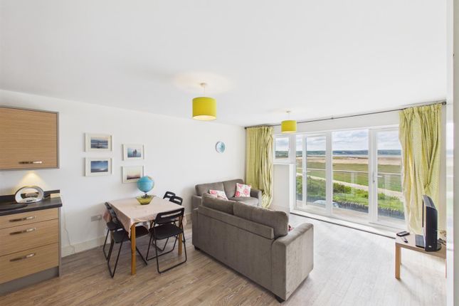 Flat 5, Wellfield, Bwlch Y Gwynt, Llanelli photo 2