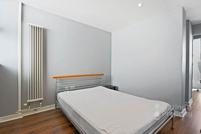 Flat to rent in 1 Channelsea Road, London