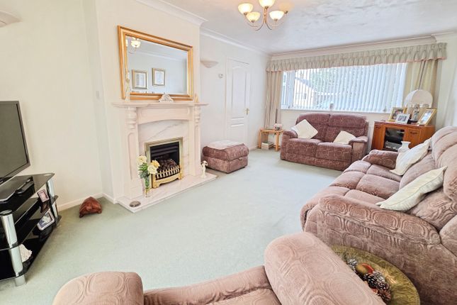 25, Stephens Way, Sleaford photo 4