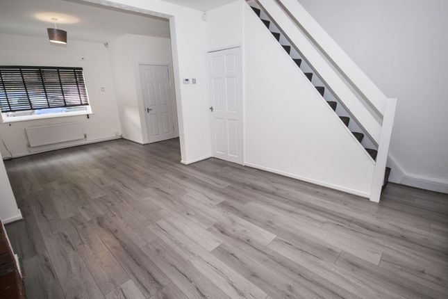 6 Kersal Road, Manchester photo 3