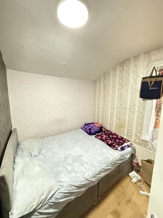 9, Gordon Road, Southall photo 4