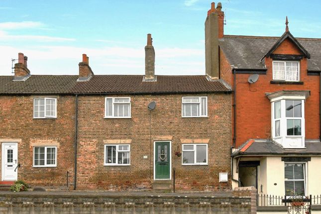 Thumbnail Terraced house for sale in North Street, Ripon