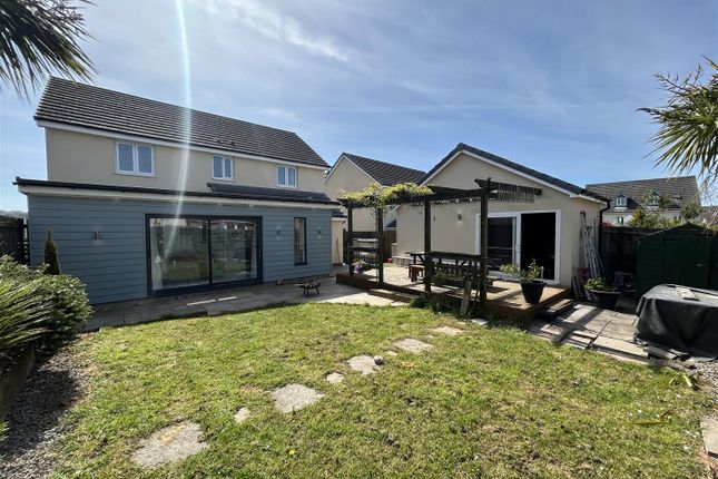 1, Heol Dyffryn Aur, Kidwelly photo 4