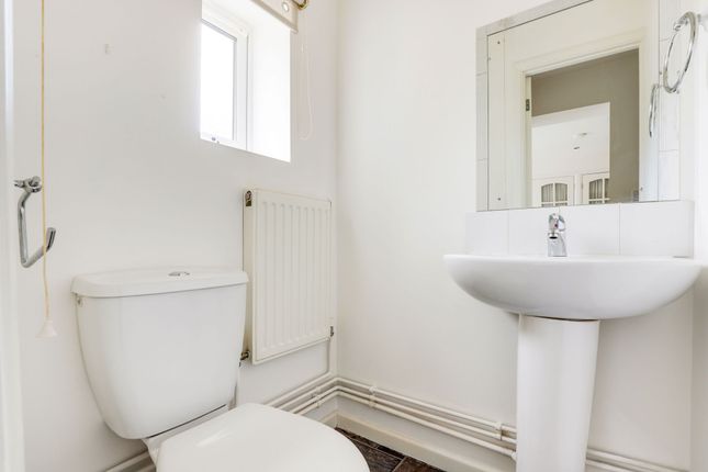 55 Kingsbridge Avenue, Nottingham photo 2
