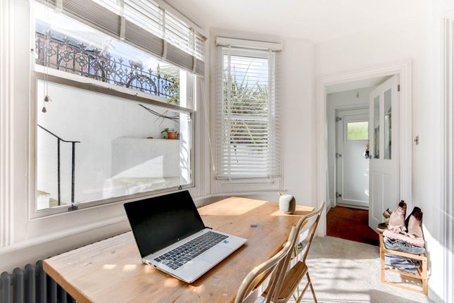 37e, Cromwell Road, Hove photo 4