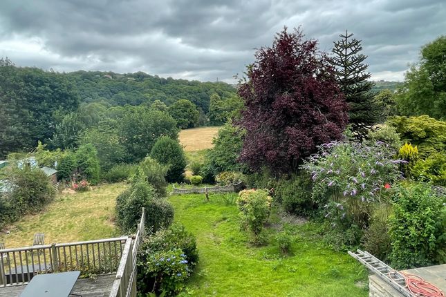 167, Meltham Road, West Yorkshire photo 3
