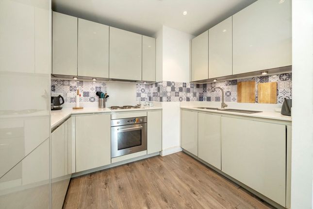 Flat 10 Canaletto Court, 18, Neasden Lane, London photo 3