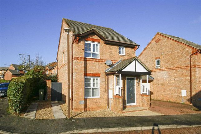 Thumbnail Detached house to rent in Marshaw Place, Emerson Valley, Milton Keynes
