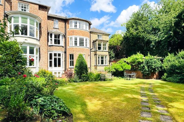 5 Ambassador Court, The Mount, York photo 3