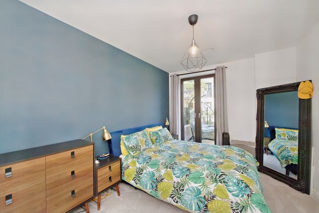 Flat for sale in Maurice Browne Avenue, Millbrook Park, London