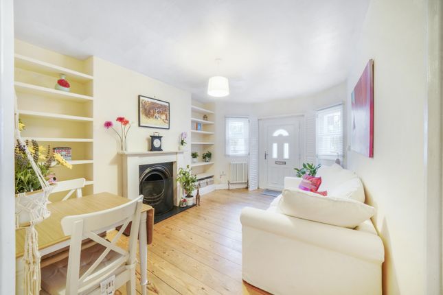 Thumbnail Flat to rent in Bennerley Road, Battersea, London