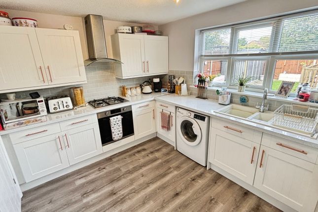 Cardyke Way, Bracebridge Heath photo 2
