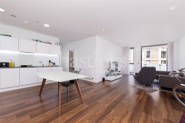 Thumbnail Flat to rent in Hornbeam House, 22 Quebec Way, Canada Water, London