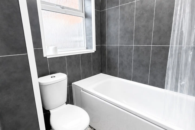 31, Stepney Lane, Kingston upon Hull photo 4