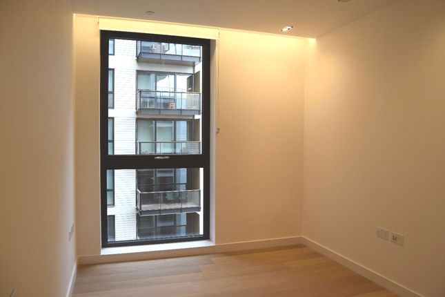 Flat for sale in 02 Plimsoll Building, London