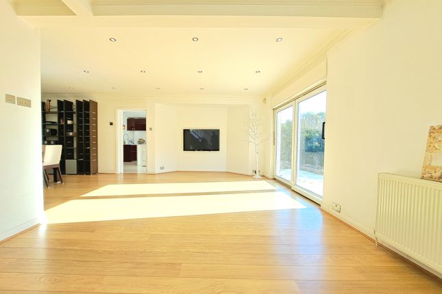101, Green Lane, Stanmore photo 5