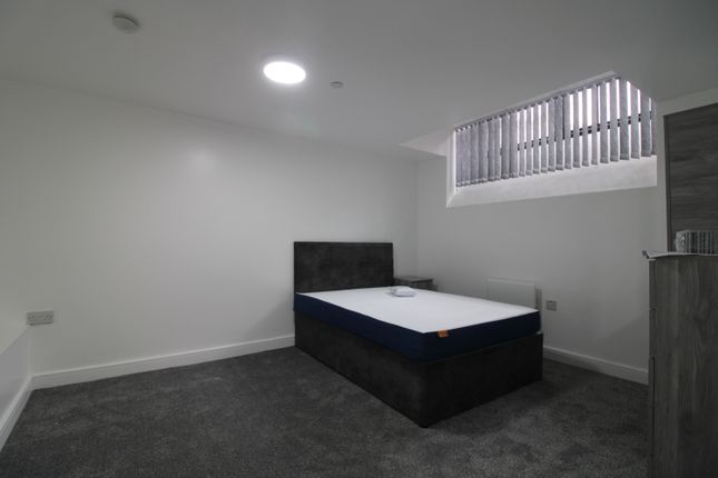 8, Castle Edge, Nottingham photo 5