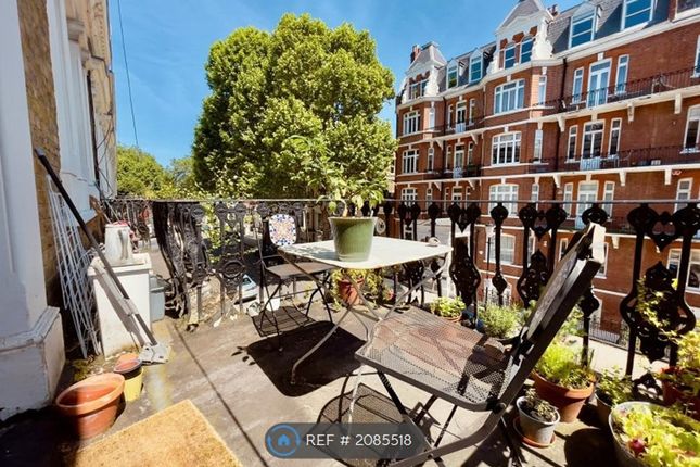Flat to rent in Holland Park Gardens, London