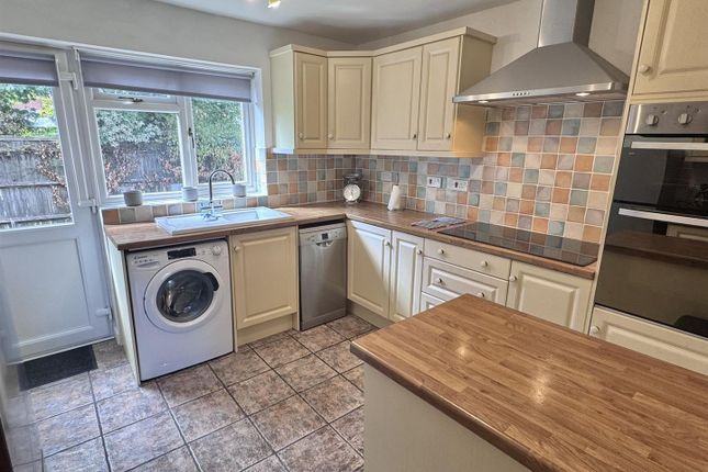 14a, Cary Close, Newbury photo 3