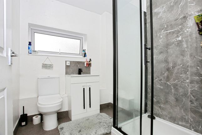 19, Brynmore, Peterborough photo 4