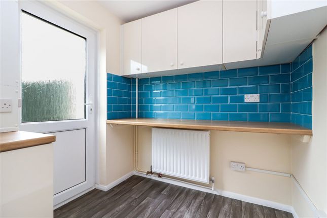 13, Walnut Way, Devon photo 4