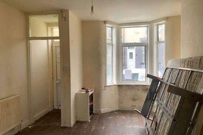 11, Parkside Road, Birkenhead photo 2