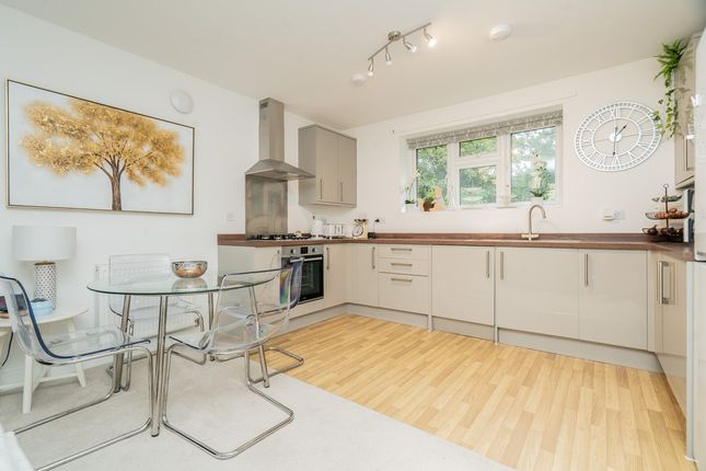 Flat Flat 3., 1, Greenford Crescent, Milton Keynes photo 3