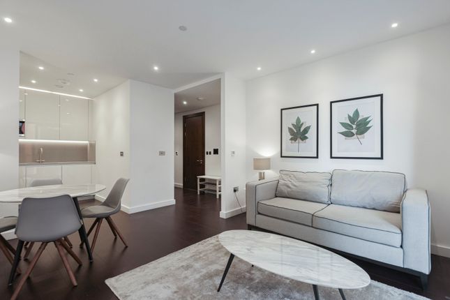 43, Haines House, 10, Charles Clowes Walk, Nine Elms photo 3